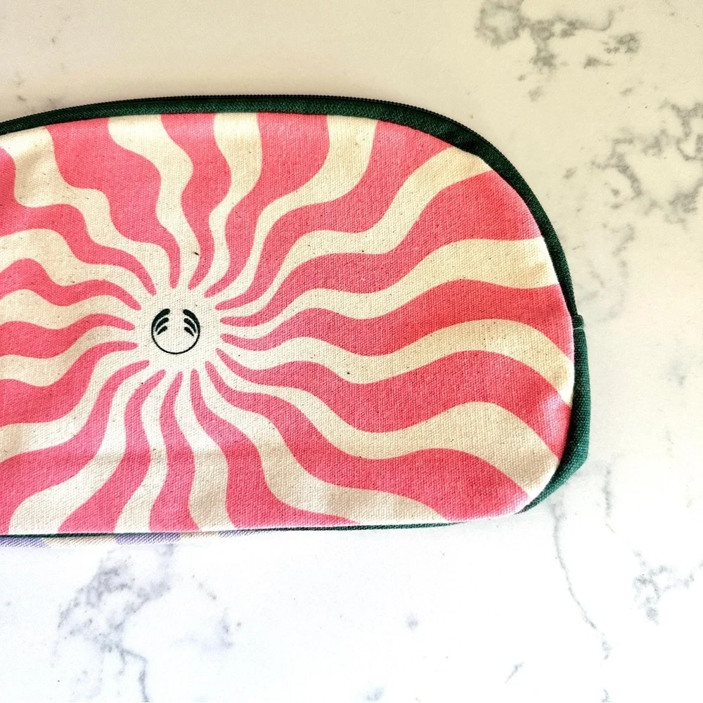 3/$22🩶 The Body Shop Heart Pink Purple Swirl Make-Up Zip Cosmetic Bag NEW